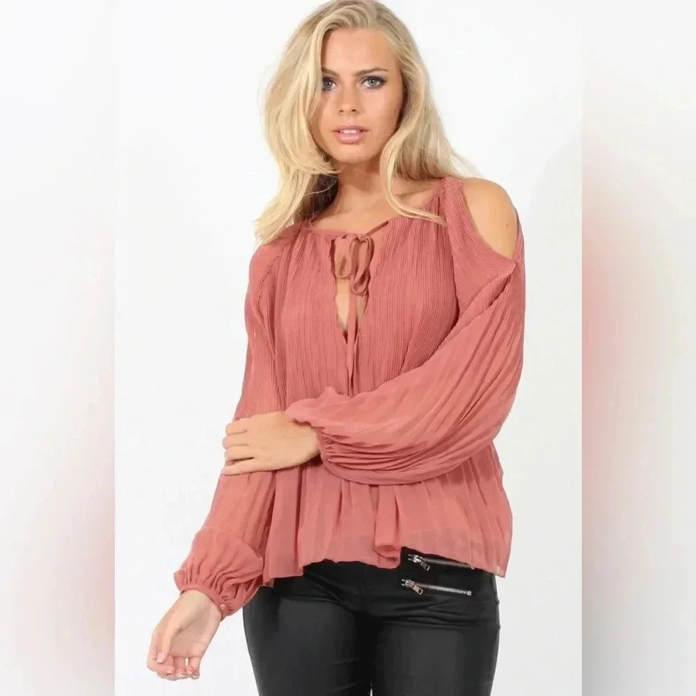 SANCTUARY MAUVE MULTI PLEAT COLD SHOULDER TOP SMALL